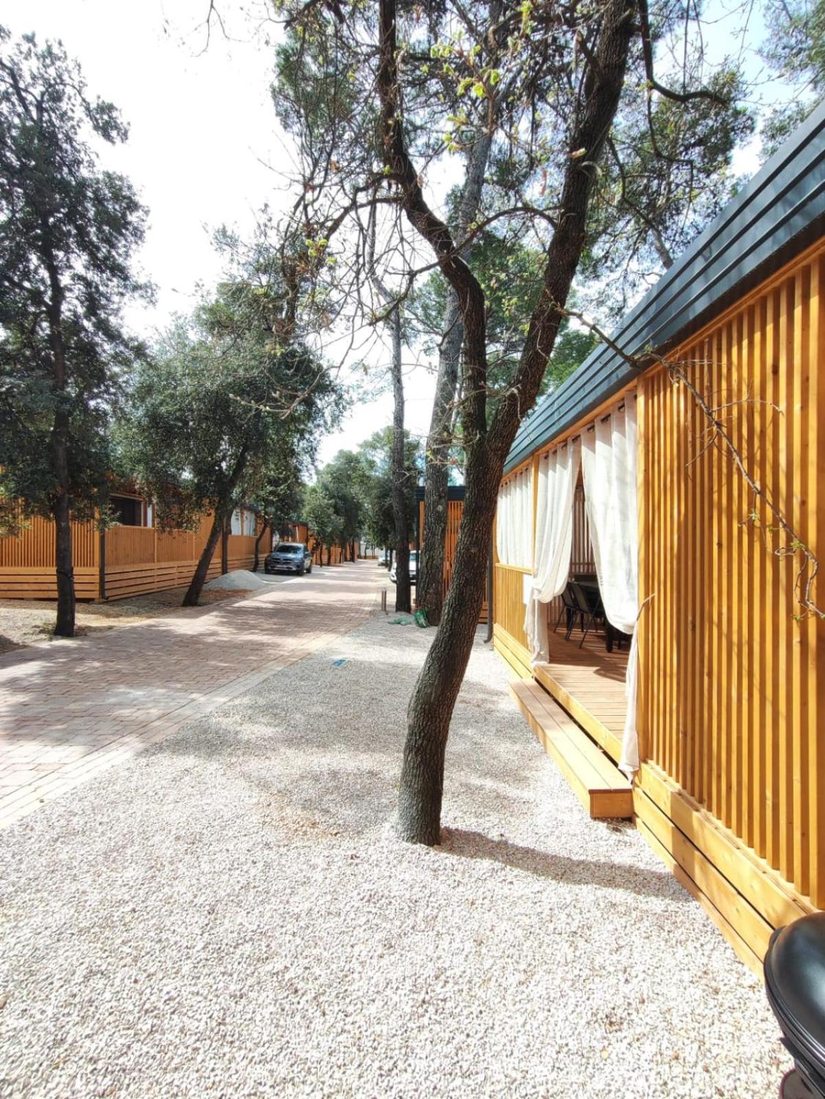 Mobile Home Kala Biograd Na Moru Exterior photo